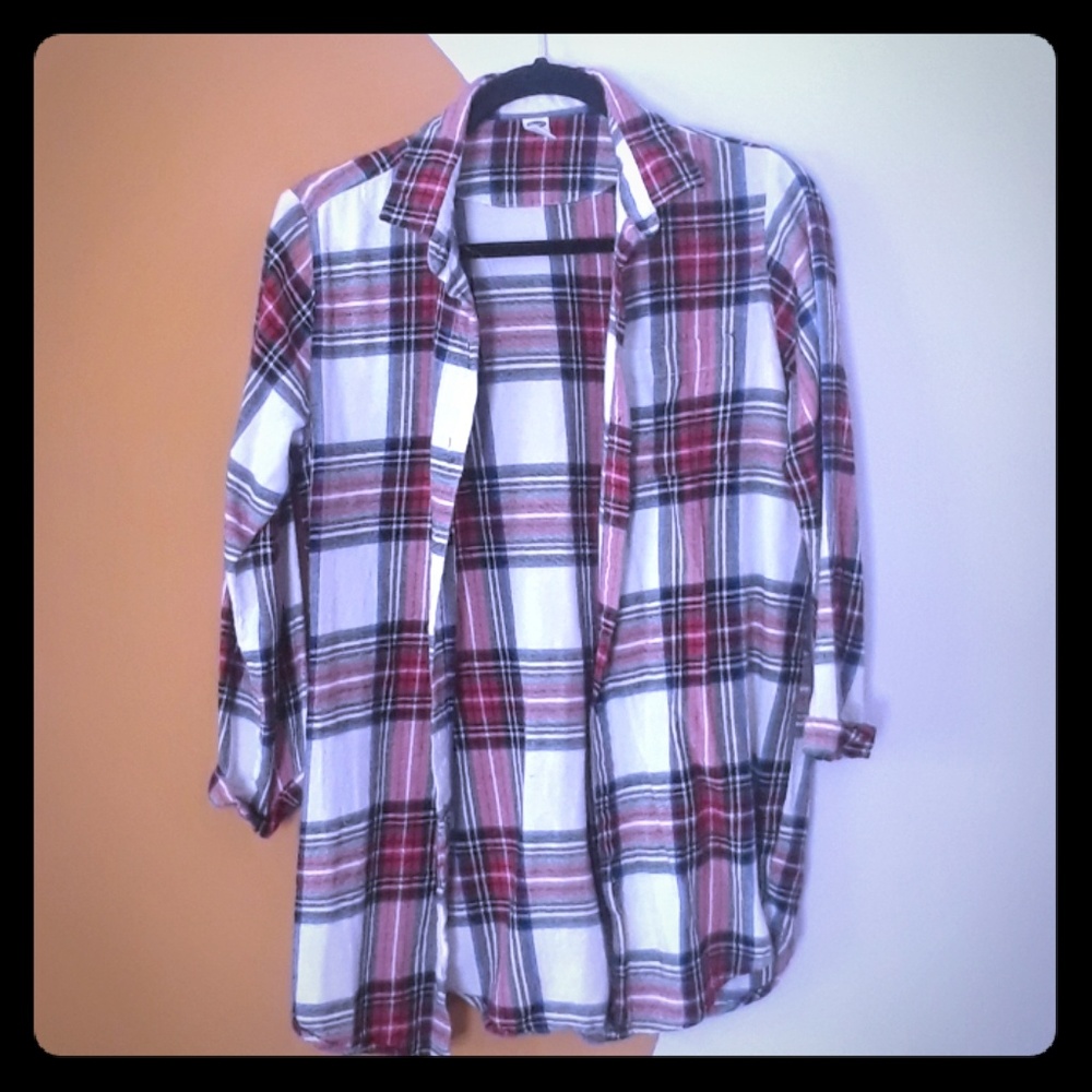3/22!!! Old Navy classic color flannel shirt